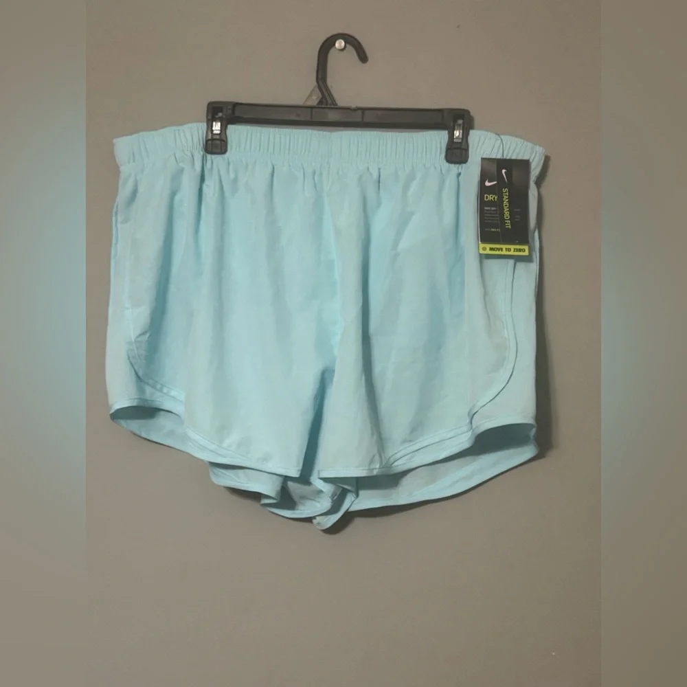 Nike Blue Athletic Shorts Relaxed Fit - Picture 3 of 6